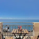 Abuela Teta - Sea Front Appartement