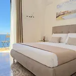 Abuela Teta - Sea Front